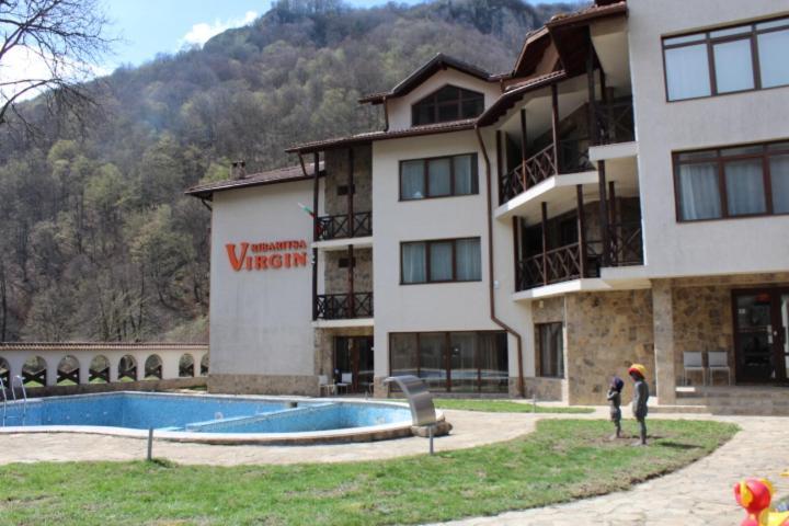Family Hotel Virgin Ribarica Extérieur photo