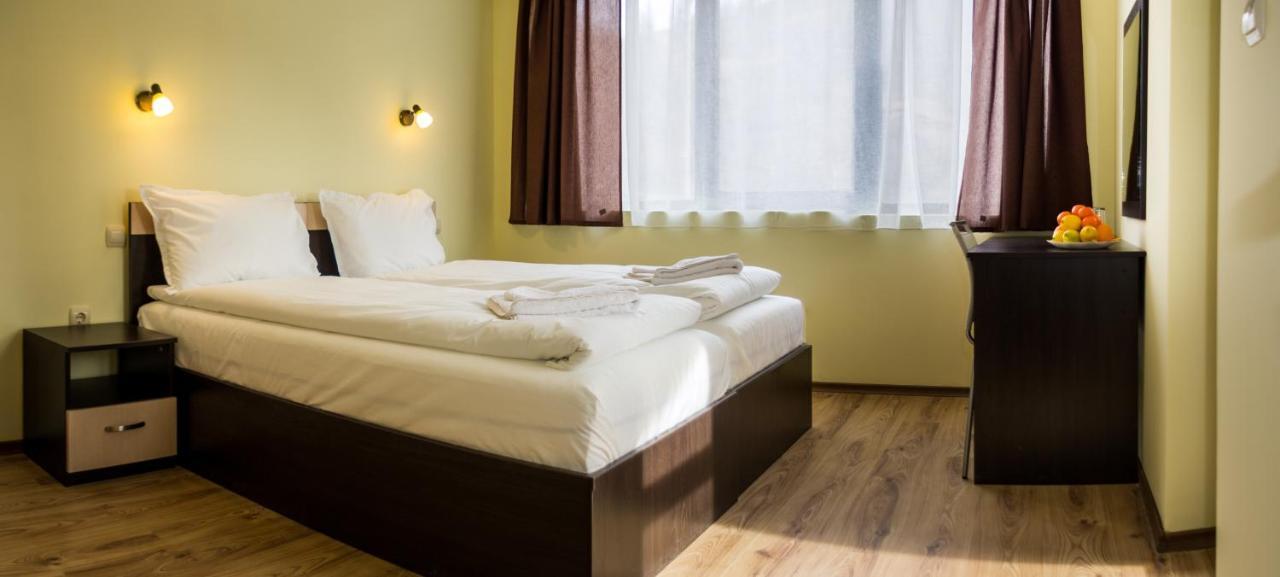 Family Hotel Virgin Ribarica Extérieur photo